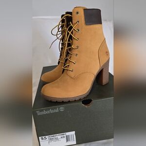 Ladies Timberland Boots Sz.9.5